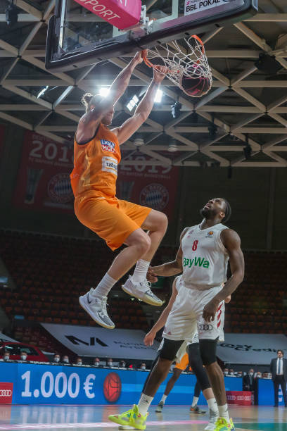 场上最受关 场上最受关