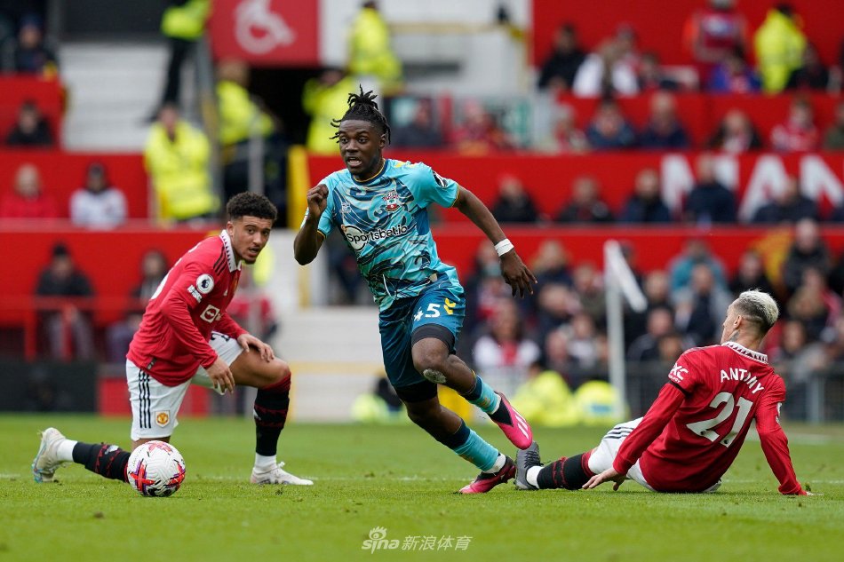 换至强攻错 换至强攻错